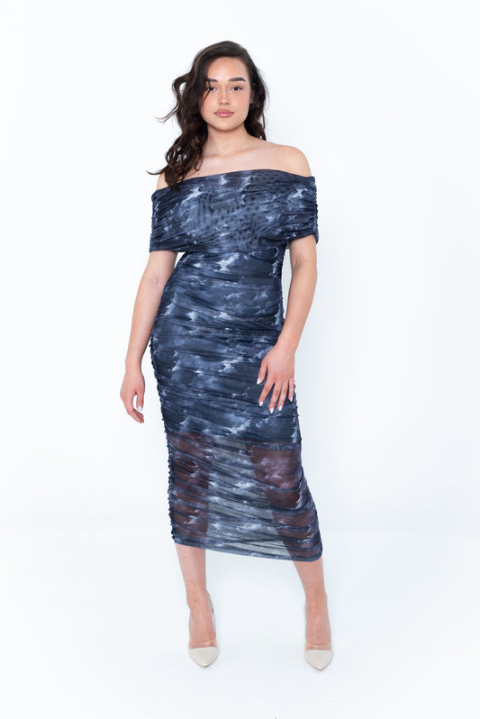 blauwe mesh maxi jurk met wolkenprint